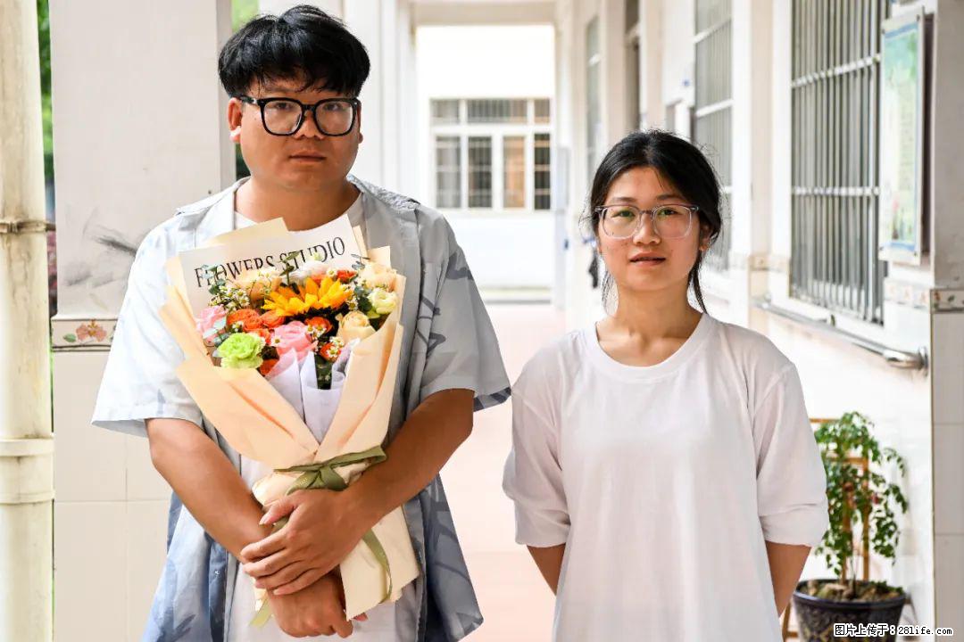 全网追的“扁担女孩”，找了一份暑假工，时薪12元 - 陇南生活资讯 - 陇南28生活网 ln.28life.com